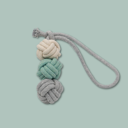 Three-knot cotton rope woven pet toy for interactive play